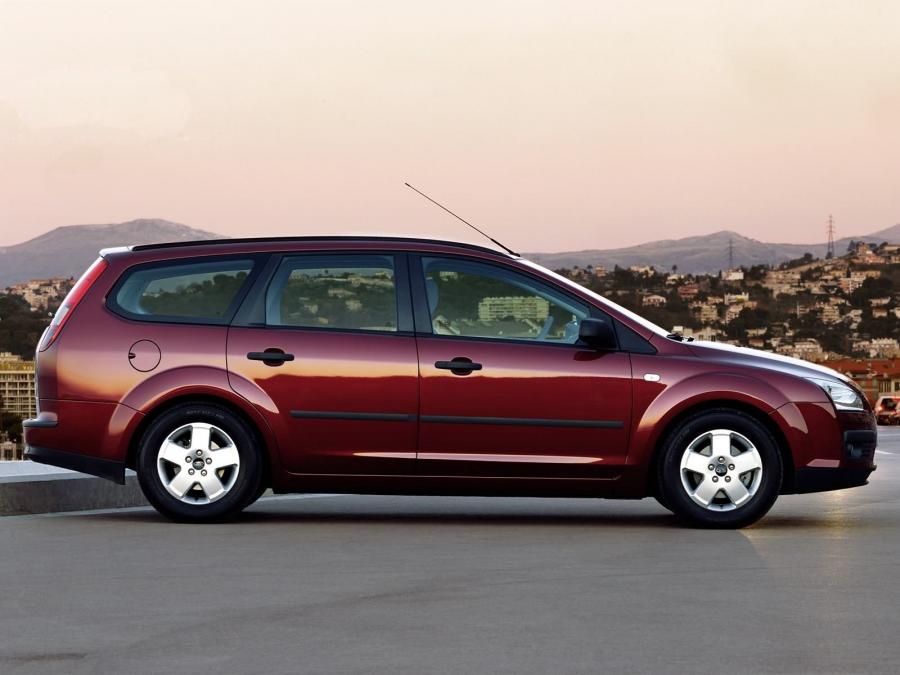  Ford Focus Turnier 2005 года  (EU) (фото 3 из 4)